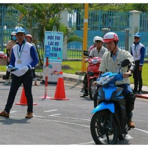 Thi bằng lái A1 bao nhiêu câu