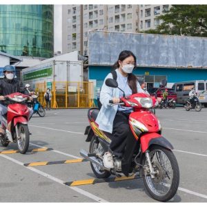 Thi bằng lái A1 bao nhiêu tiền