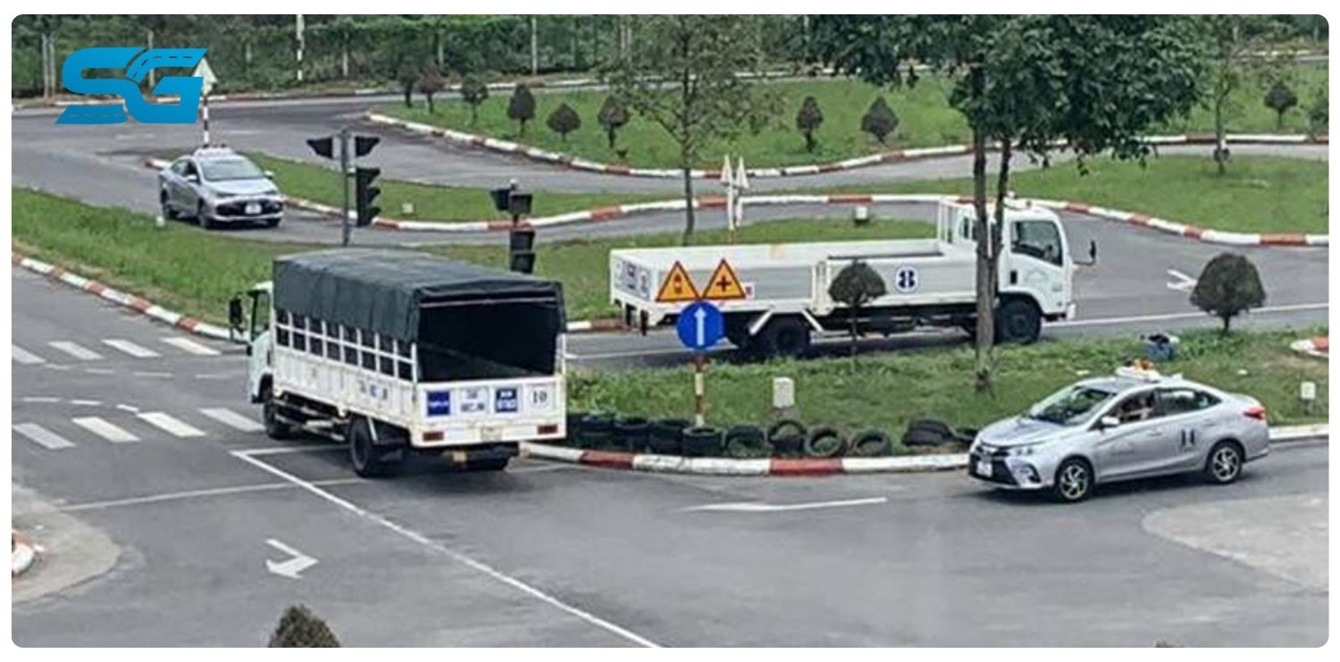 học bằng lái xe ô tô bao nhiêu tiền