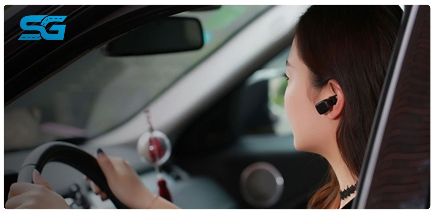 sử dụng điện thoại khi lái xe ô tô phạt bao nhiêu?