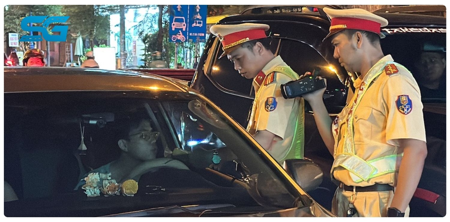 Lái xe ô tô có nồng độ cồn