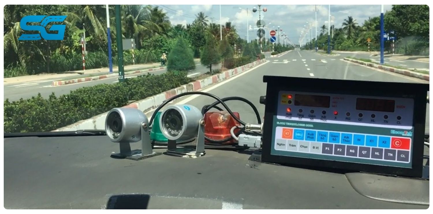 Thi lái xe ô tô có khó không tại phần thi lái xe đường trường?