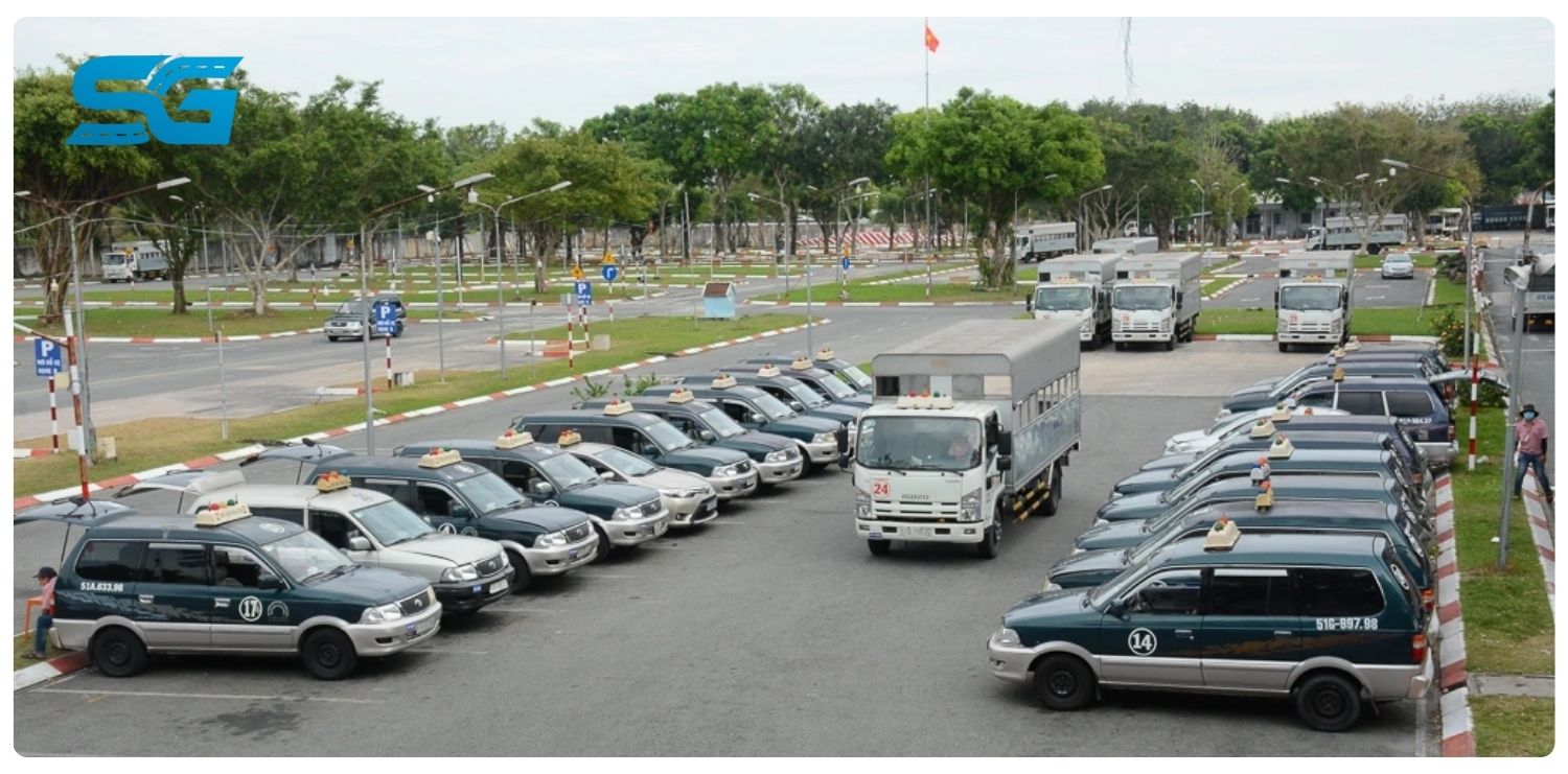 xe ô tô vượt đèn đỏ phạt bao nhiêu tiền