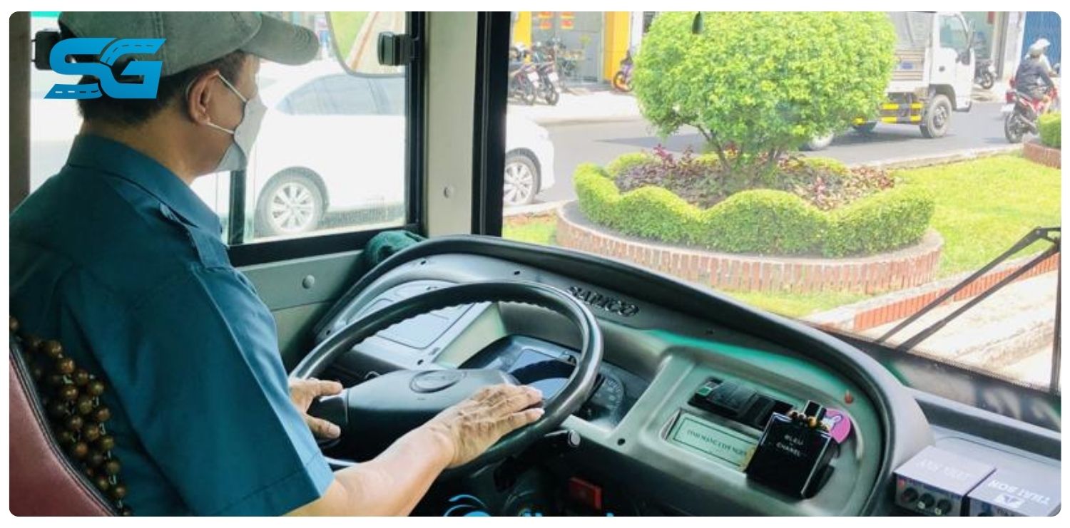 Bằng lái xe hạng D 