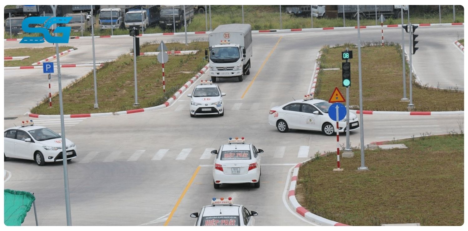 bị treo bằng có được nâng hạng không