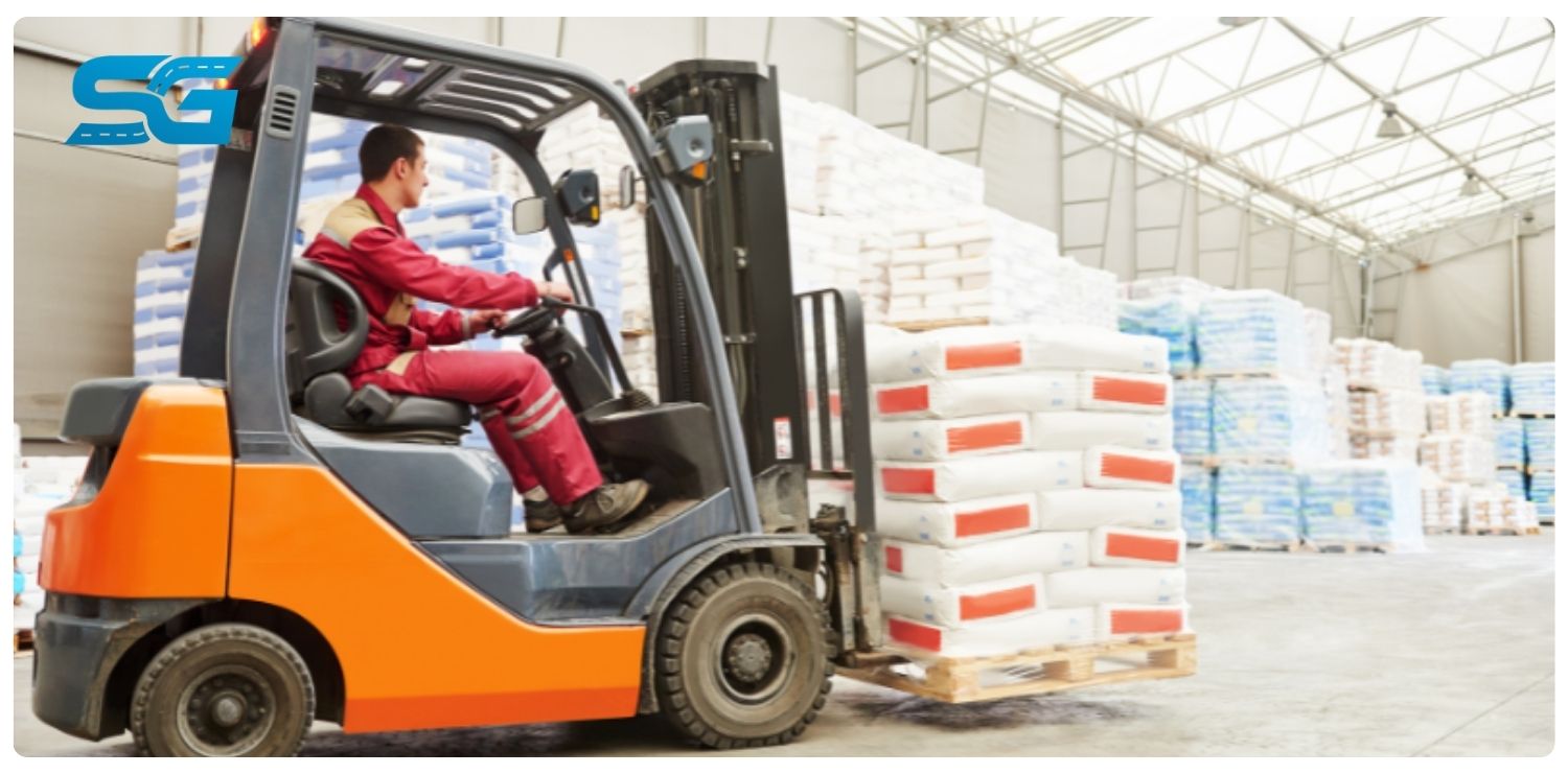 Lý do bạn nên đăng ký học lái xe nâng TPHCM