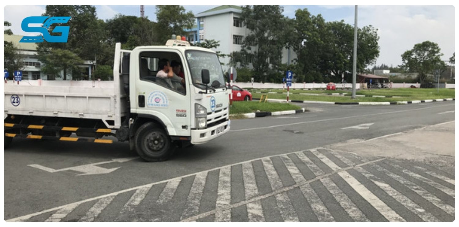 học bằng c bao nhiêu tiền