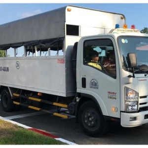 Học bằng lái xe C1 bao nhiêu tiền và nên học ở đâu?