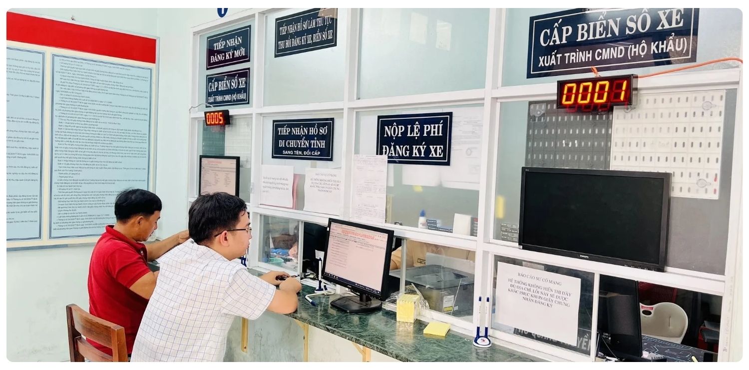 Mua xe bao lâu có biển số