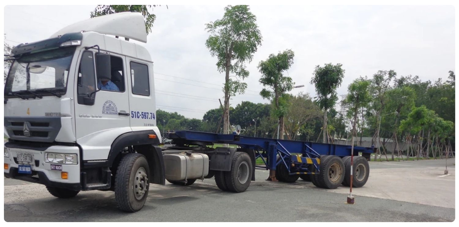 học bằng lái container
